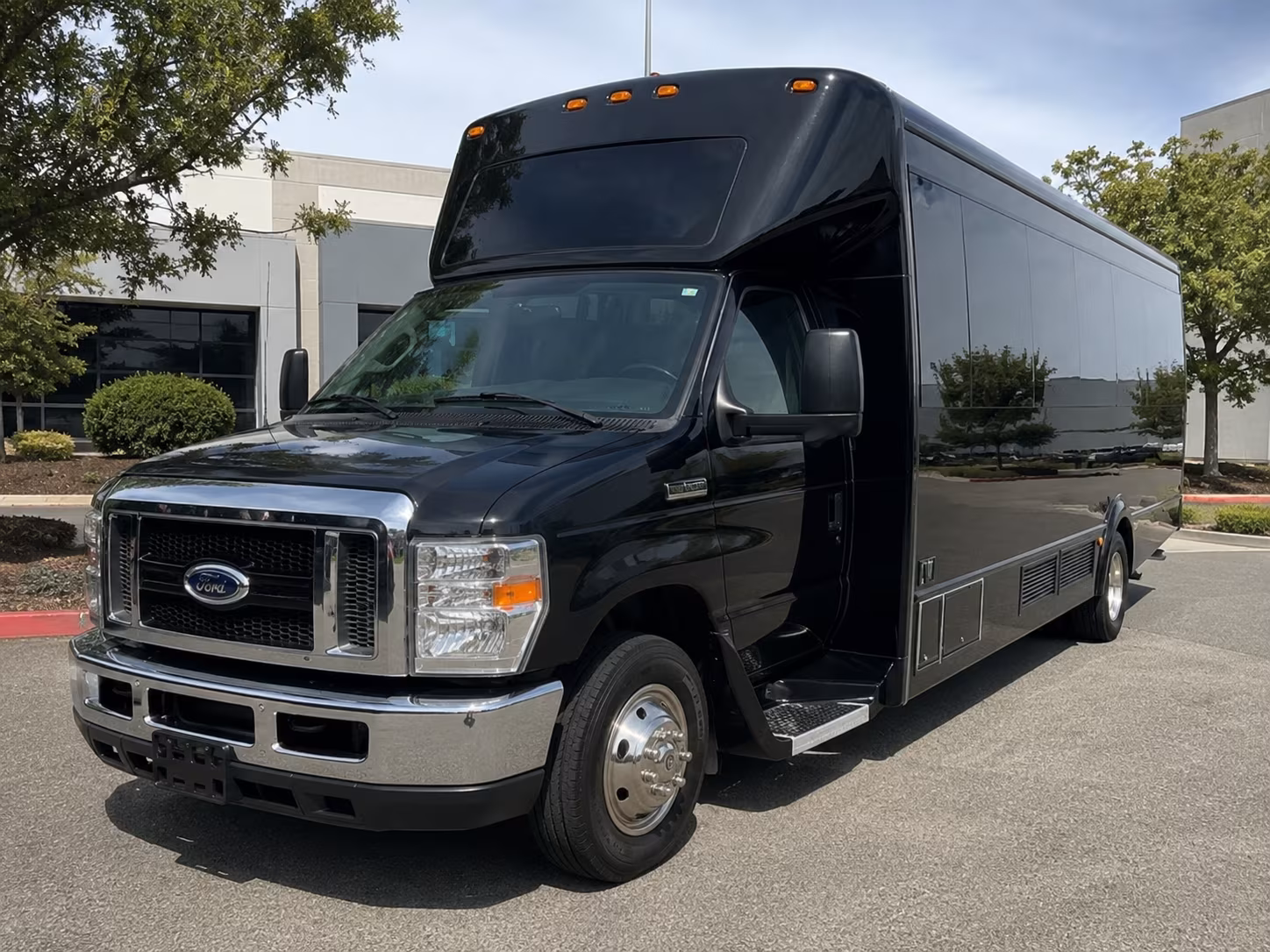 why book winery and brewery tours through siouxfallsshuttlebusrentals com